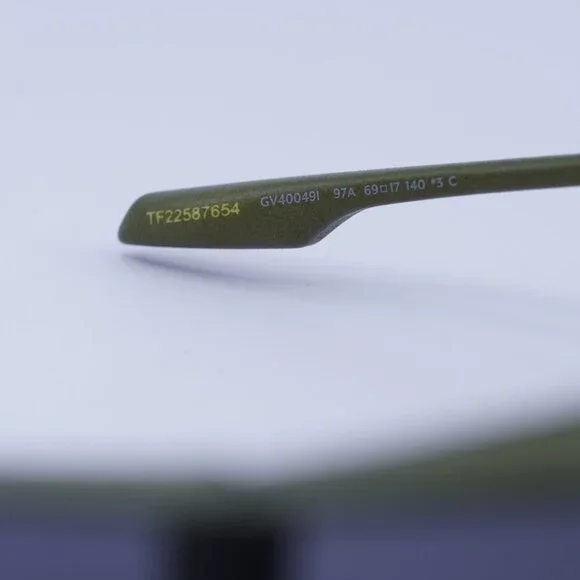 ?️ New Givenchy GV40049I 97A Sunglasses - Matte Green  display picture 3